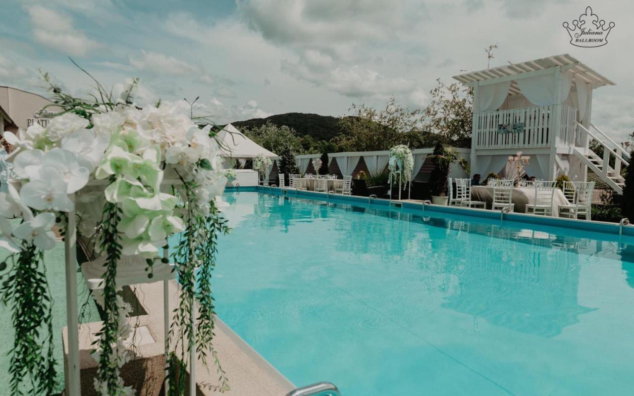 Juliana Platinum Brad Hotel Kültér fotó