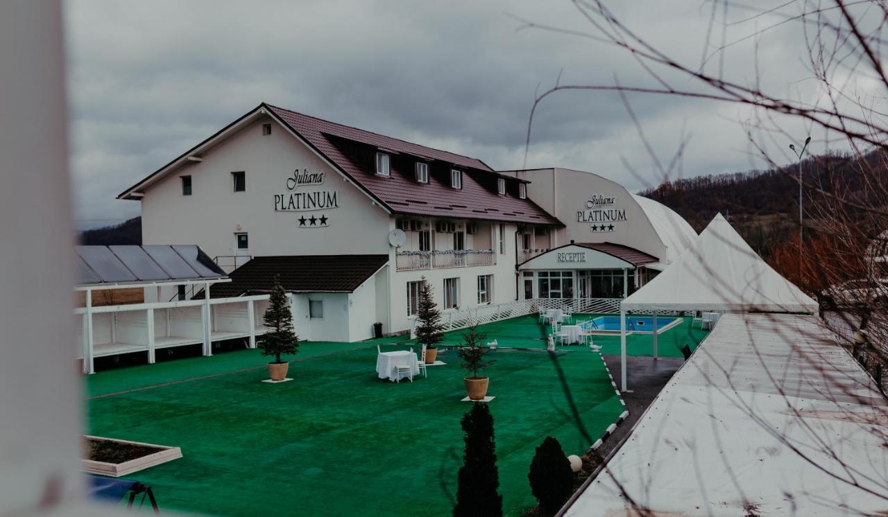 Juliana Platinum Brad Hotel Kültér fotó