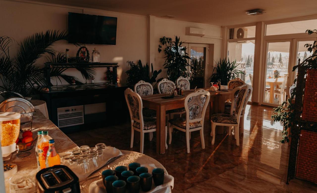 Juliana Platinum Brad Hotel Kültér fotó